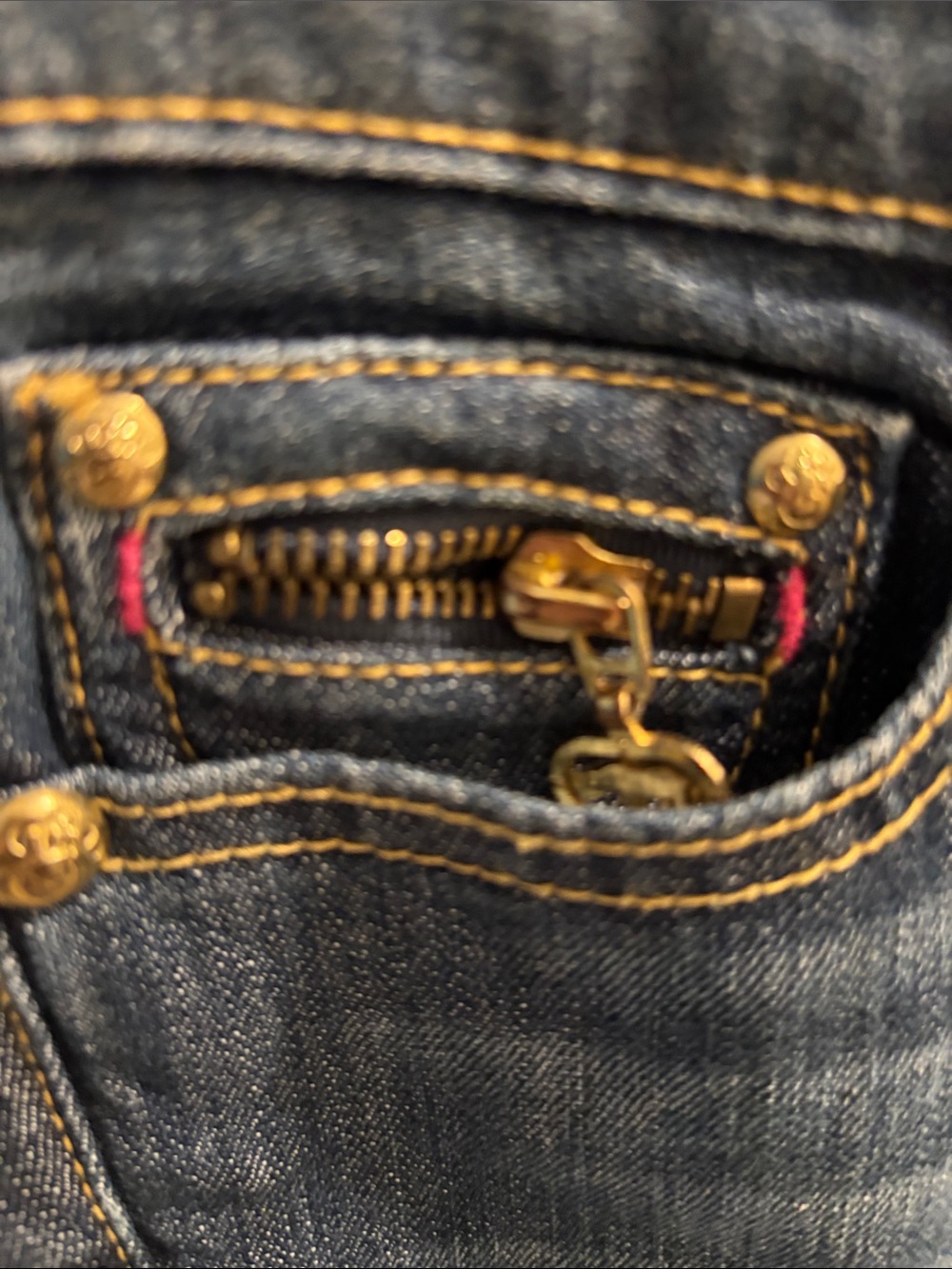 Jeans - Picture 4 of 6